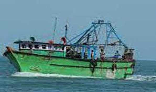 Indian fishers injured