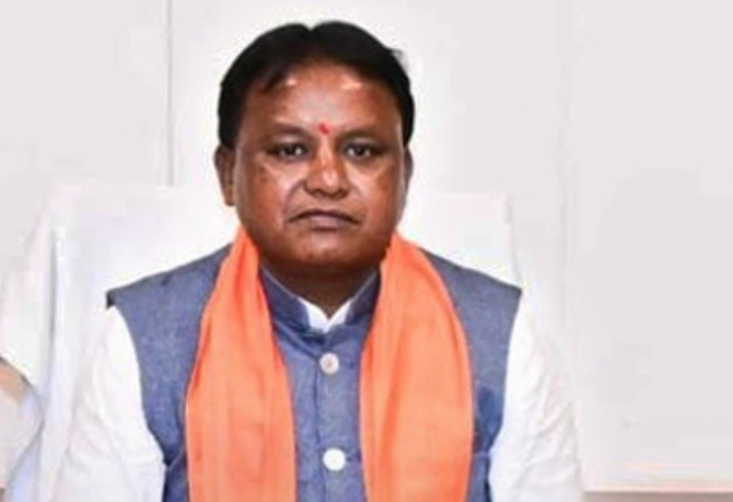 Majhi dedicates Shabari Cultural Bhawan for Odisha tribals
